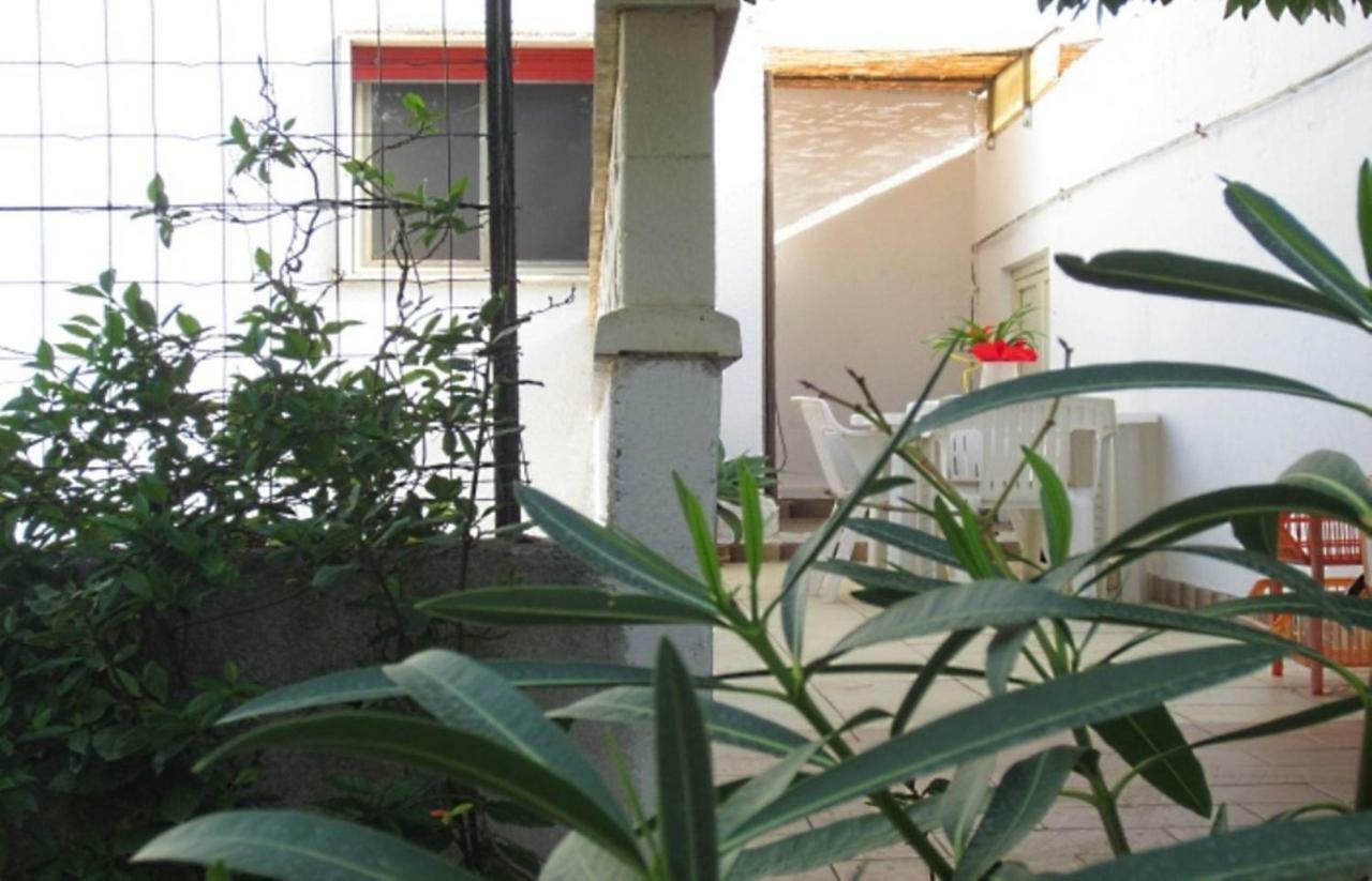 Bilocale Con Spazio Verde Santa Maria di Leuca Ngoại thất bức ảnh